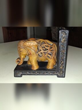 Rare Exotic Primative Pier One Heavy Resin-Carved Wood Look Elephant Bookend